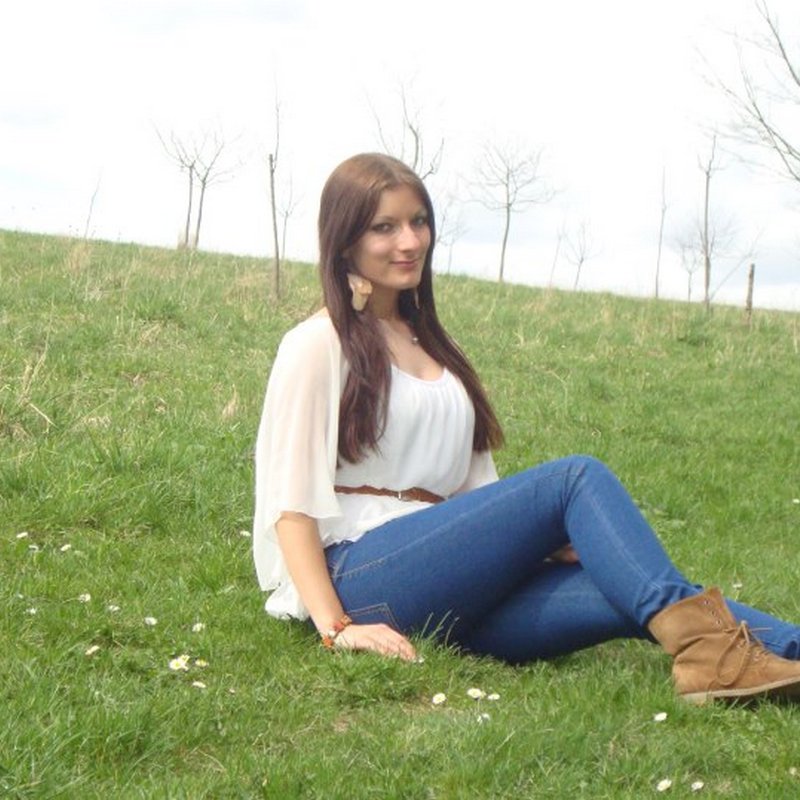 Laetitia 33 Escort Brydon