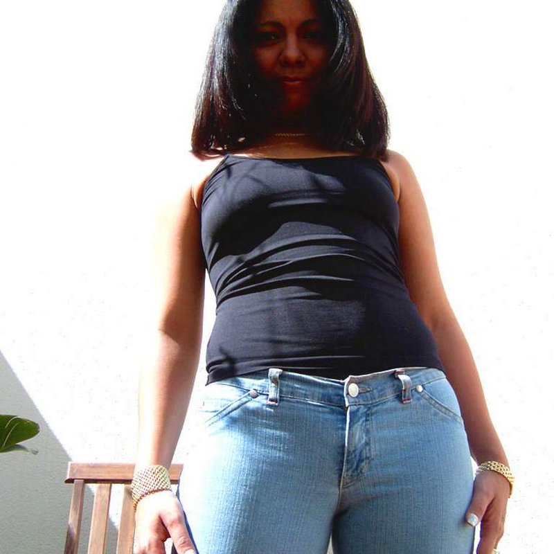 Violet 27 Escort Lyburn