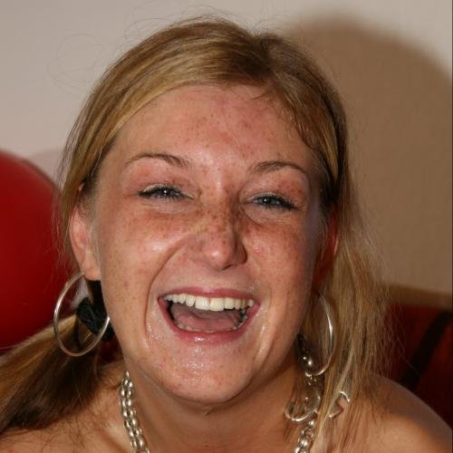Tasha 25 Meet escort Elm Square
