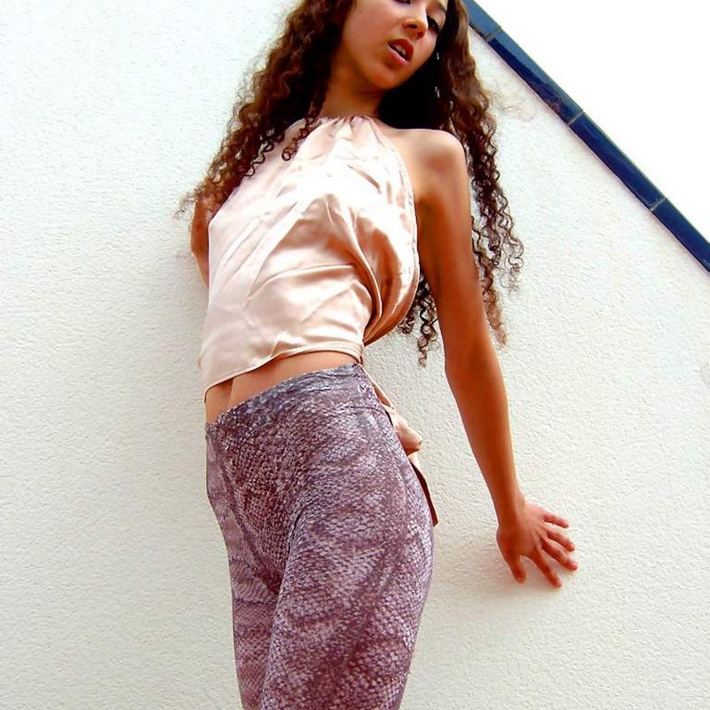 Burgundy 27 Sensual escorts Willow Brook